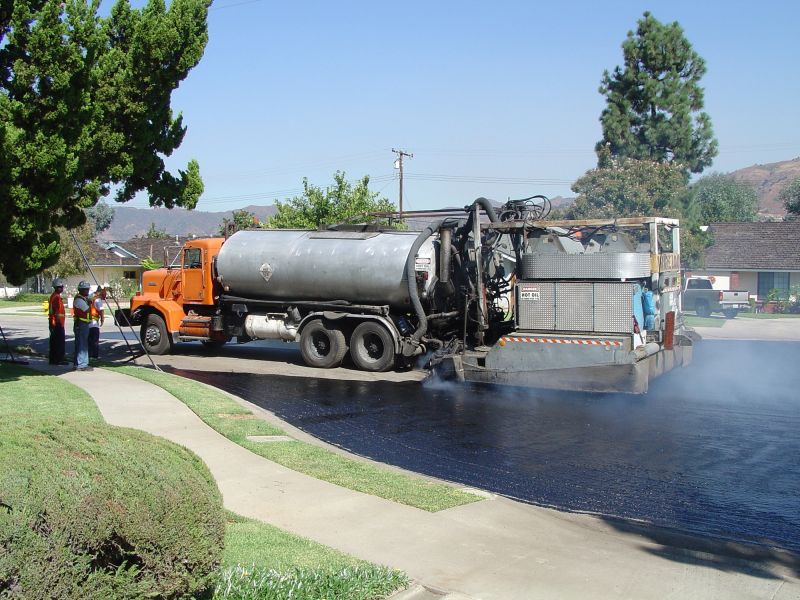 Asphalt Slurry Sealing in Tampa, FL
